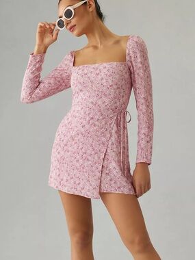 NWT Reformation Rosalie Dress in Baby’s Breath Size: 6